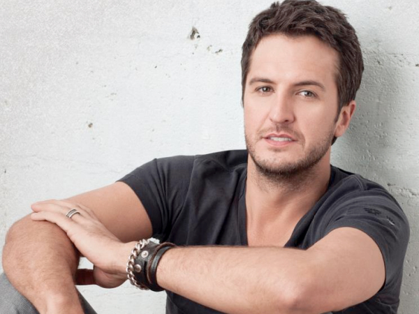 luke-bryan-2013-crash-my-party